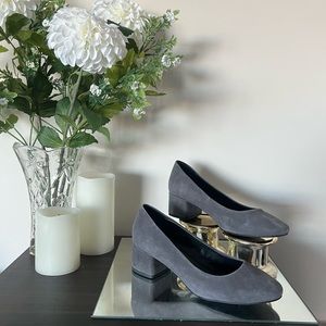 Grey suede Le Chateau block 2” heels